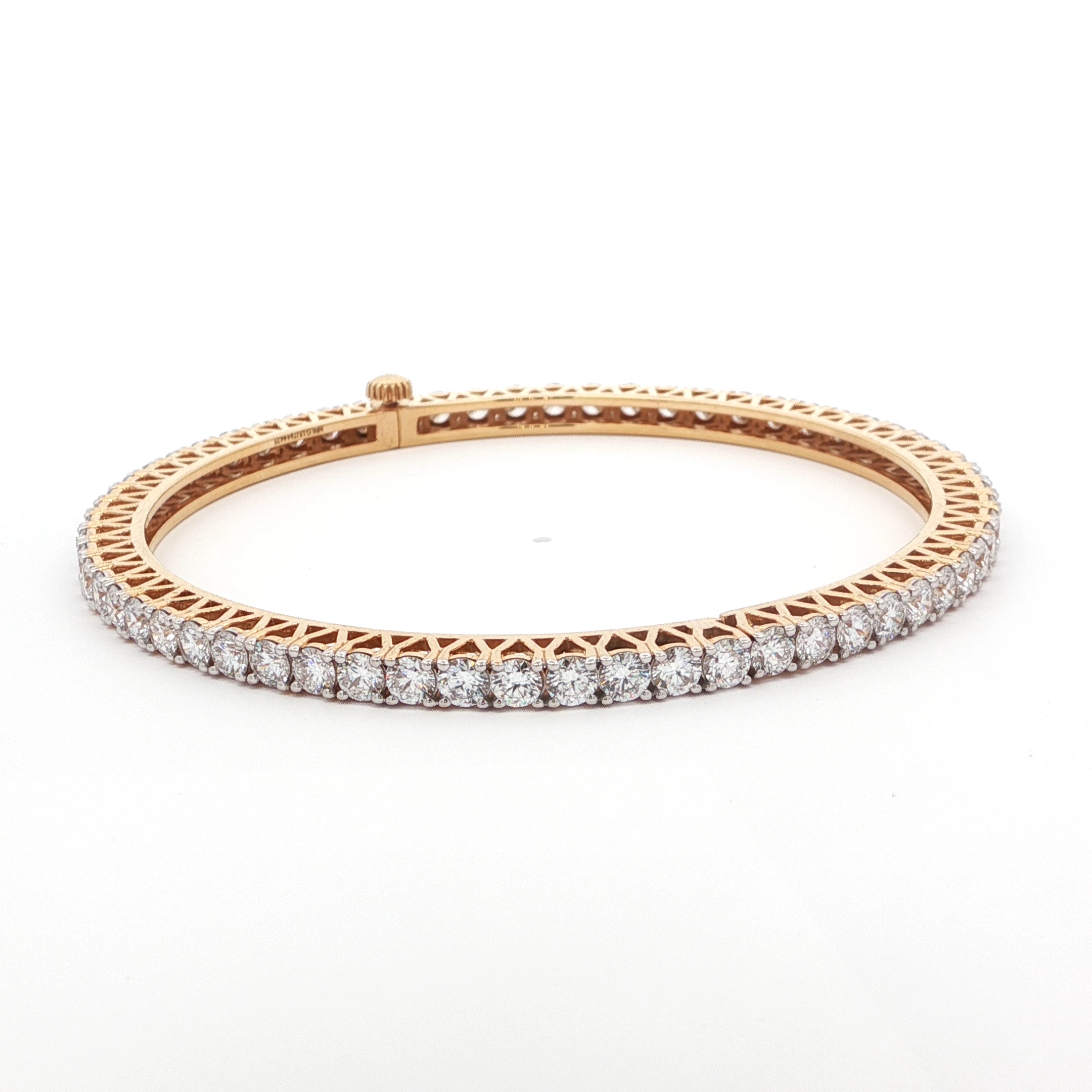 18.33 carat Diamond Bangle Set