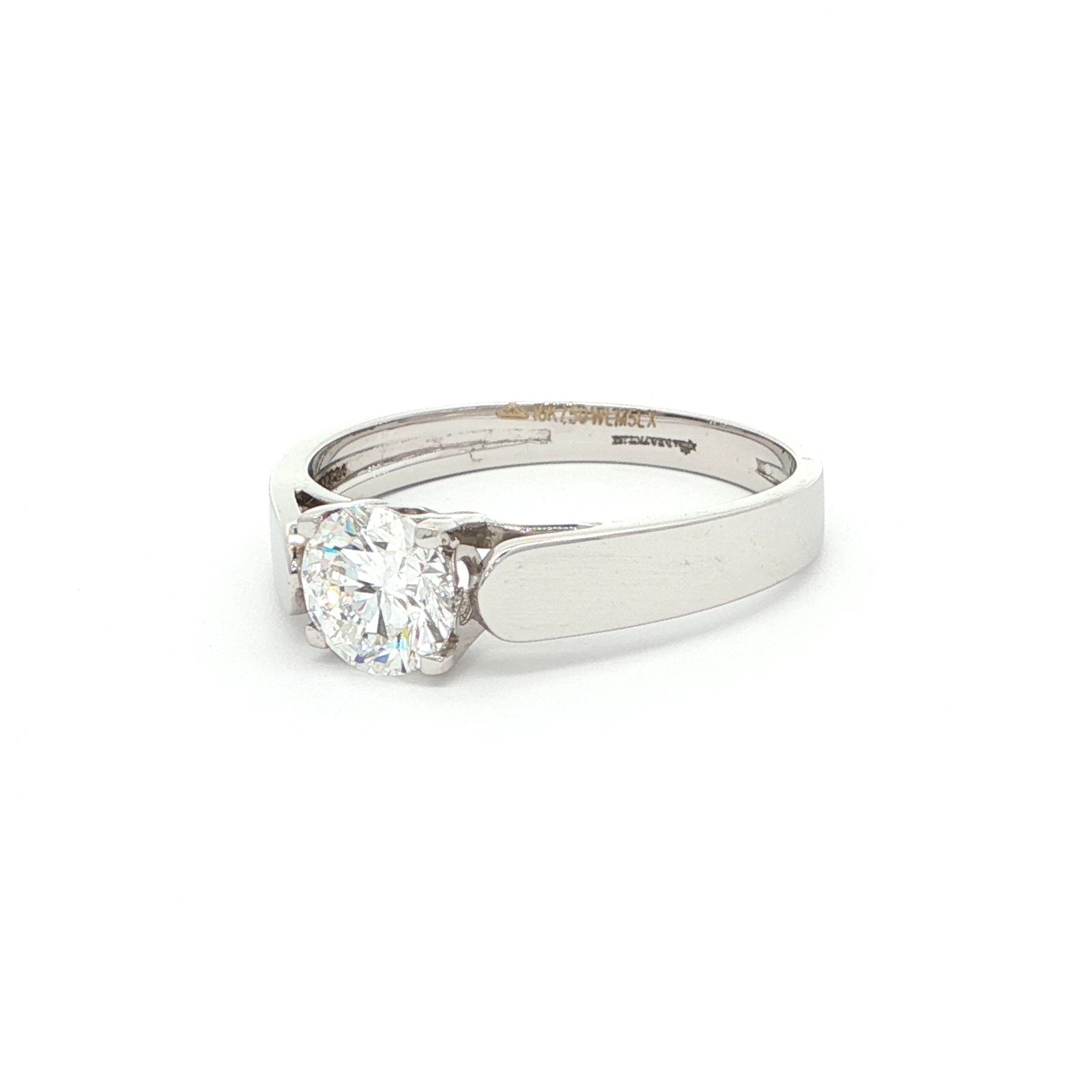 Classic White Gold Solitaire Ring with Round Cut Diamond